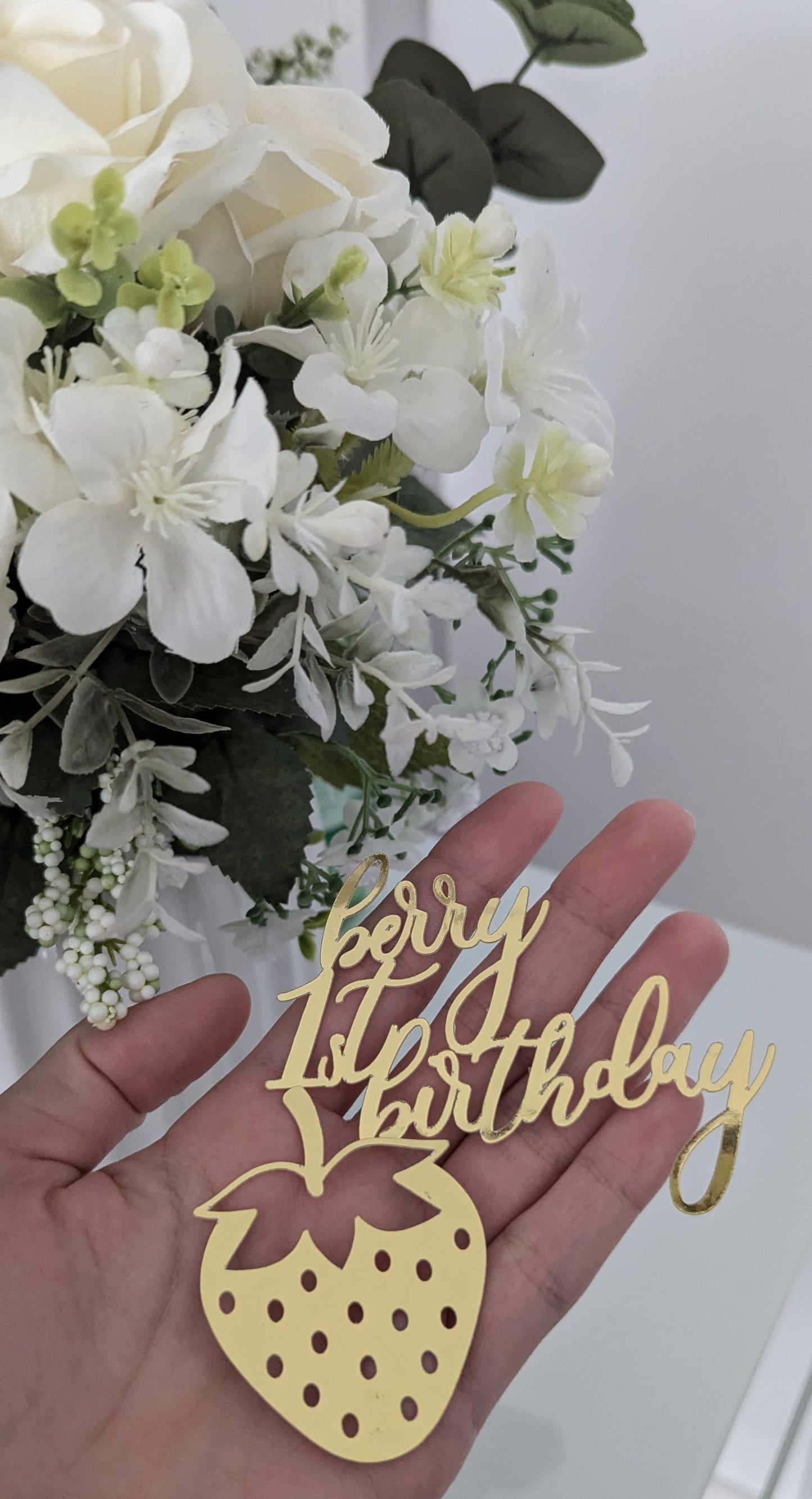 Berry First Birthday Cupcake Topper - Goldene Cupcake Deko für den 1. Geburtstag