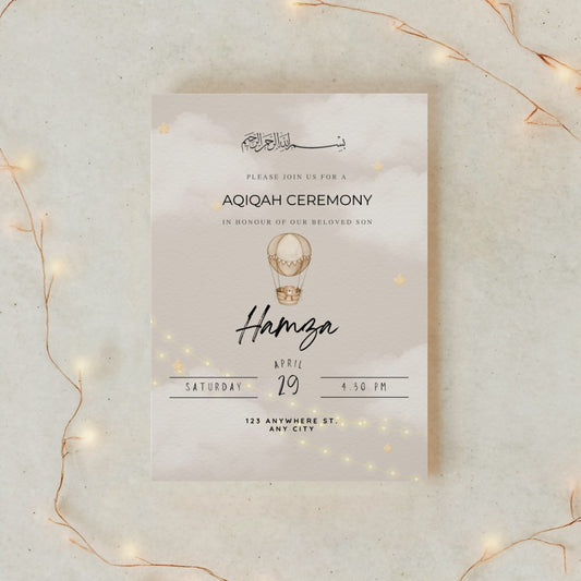 Einladungskarte Aqiqah – Teddy & Heißluftballon Design