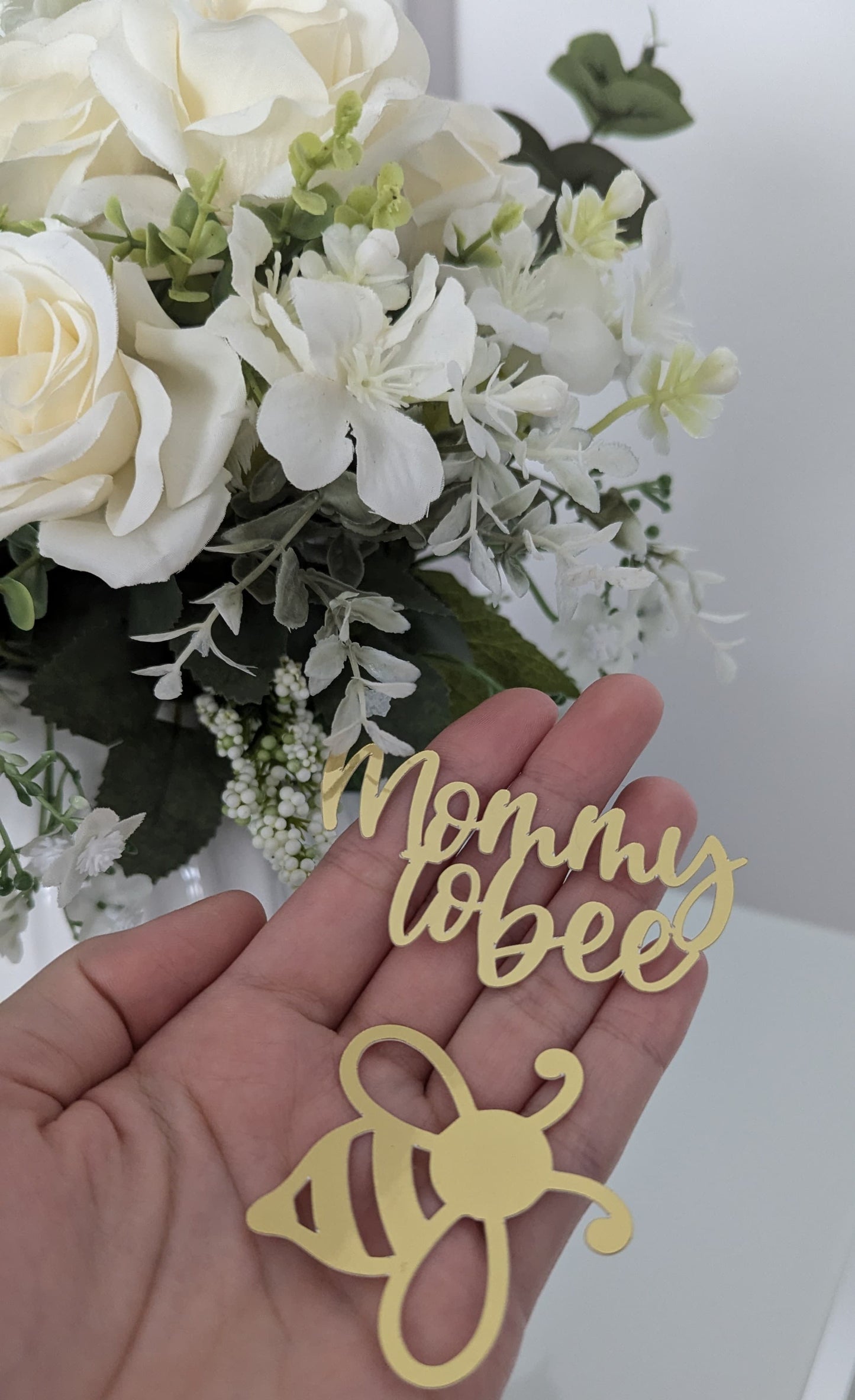 Mommy to Bee Cupcake-Topper – Goldene Deko für Babyshower & Babyparty