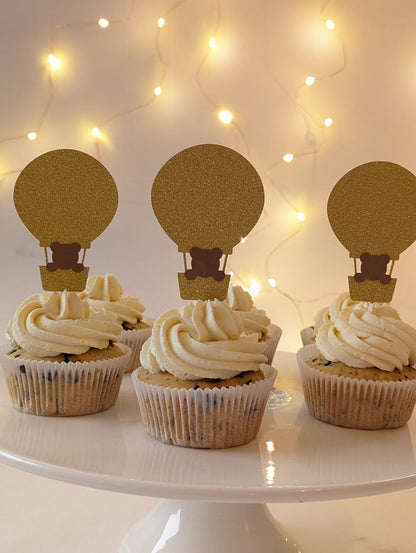 Zauberhaftes 'We Can Bearly Wait' Heißluftballon Cake Topper-Set