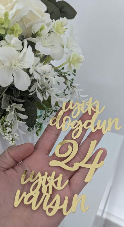 Iyiki Dogdun Cupcake Topper – Goldene Deko zum türkischen Geburtstag